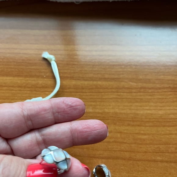 Authentic Mother of Pearl earrings - Picture 4 of 11